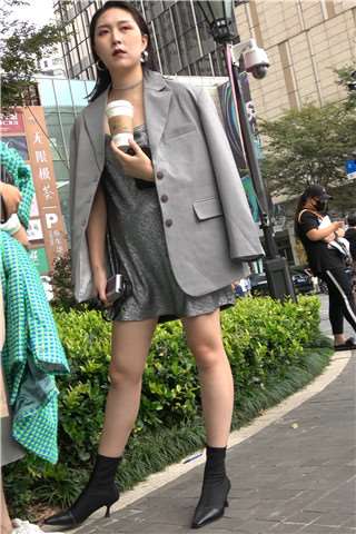 105083ox5j2tnp4q.jpg