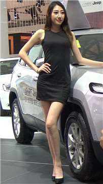 12805ivx3fzcx24h.jpg