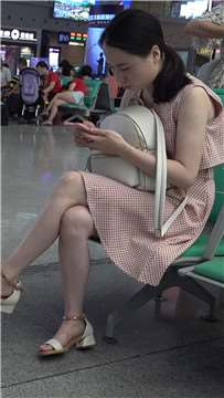 18557eb1lu55kci0.jpg