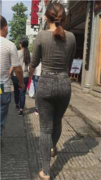 5642hgxgbam3lk5.jpg