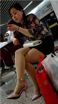 16589a3nljek2wvt.jpg