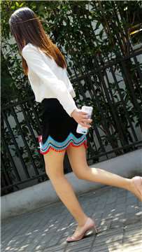 156231yetwsqtpeq.jpg