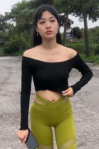 32286fruqaf5f0am.jpg
