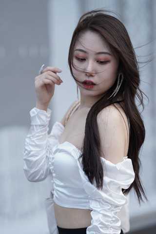 60315yq3dx3wcf1.jpg