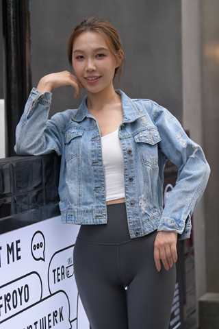 25854zumsyf0thzw.jpg