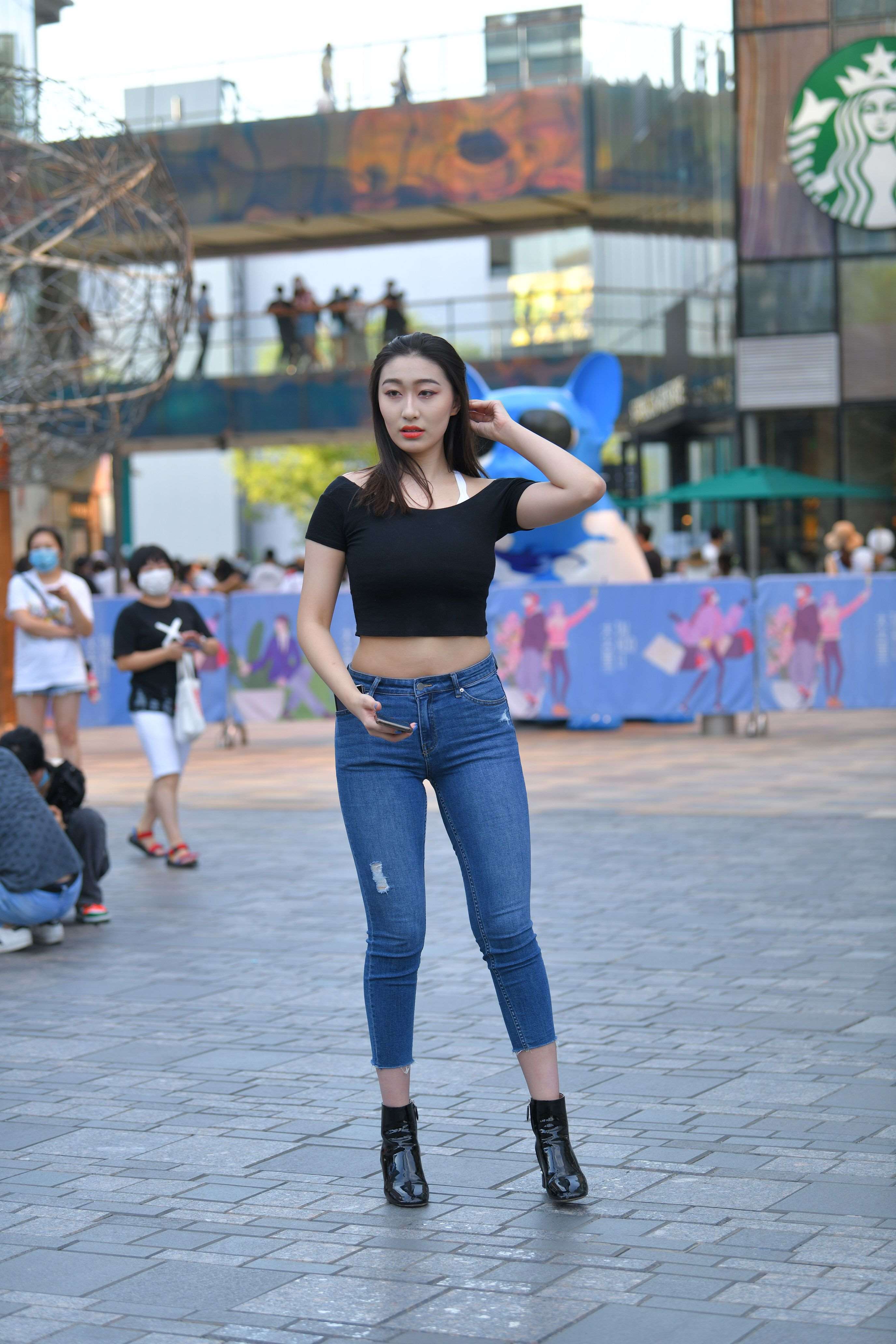 117436huxgjyjerrp.jpg