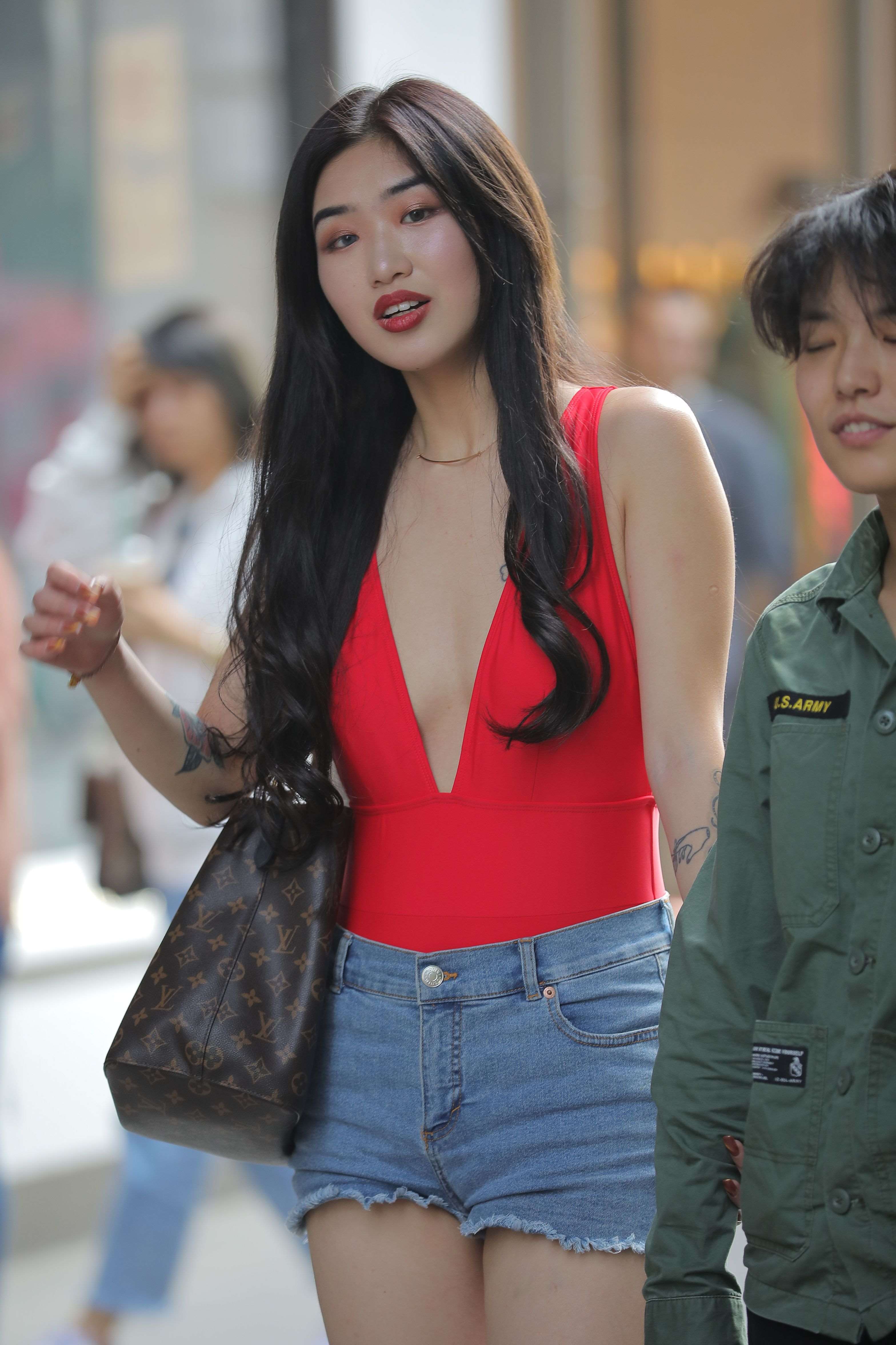 117509fmzmyuspt24.jpg
