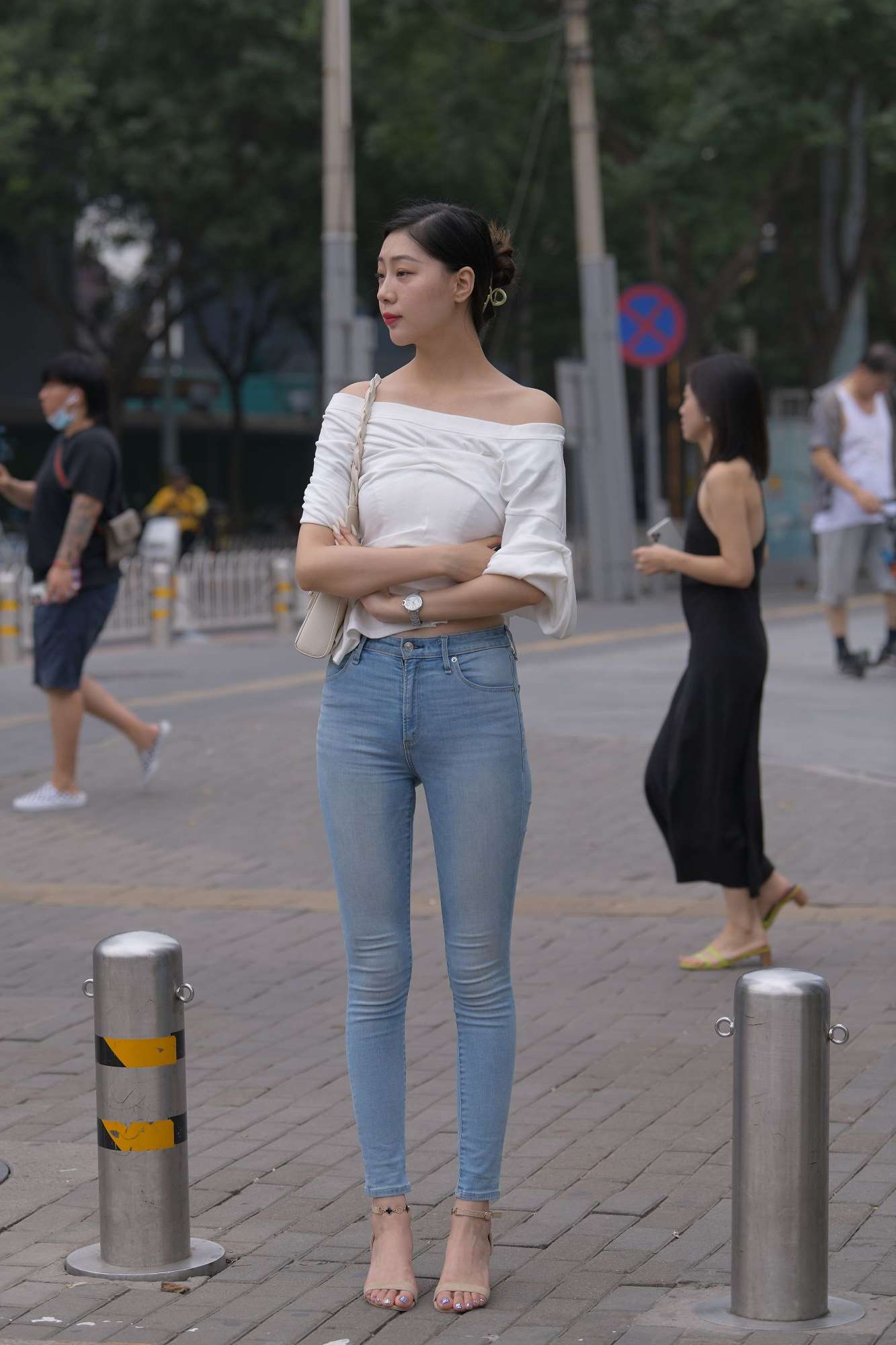 117810nscorc0bskt.jpg