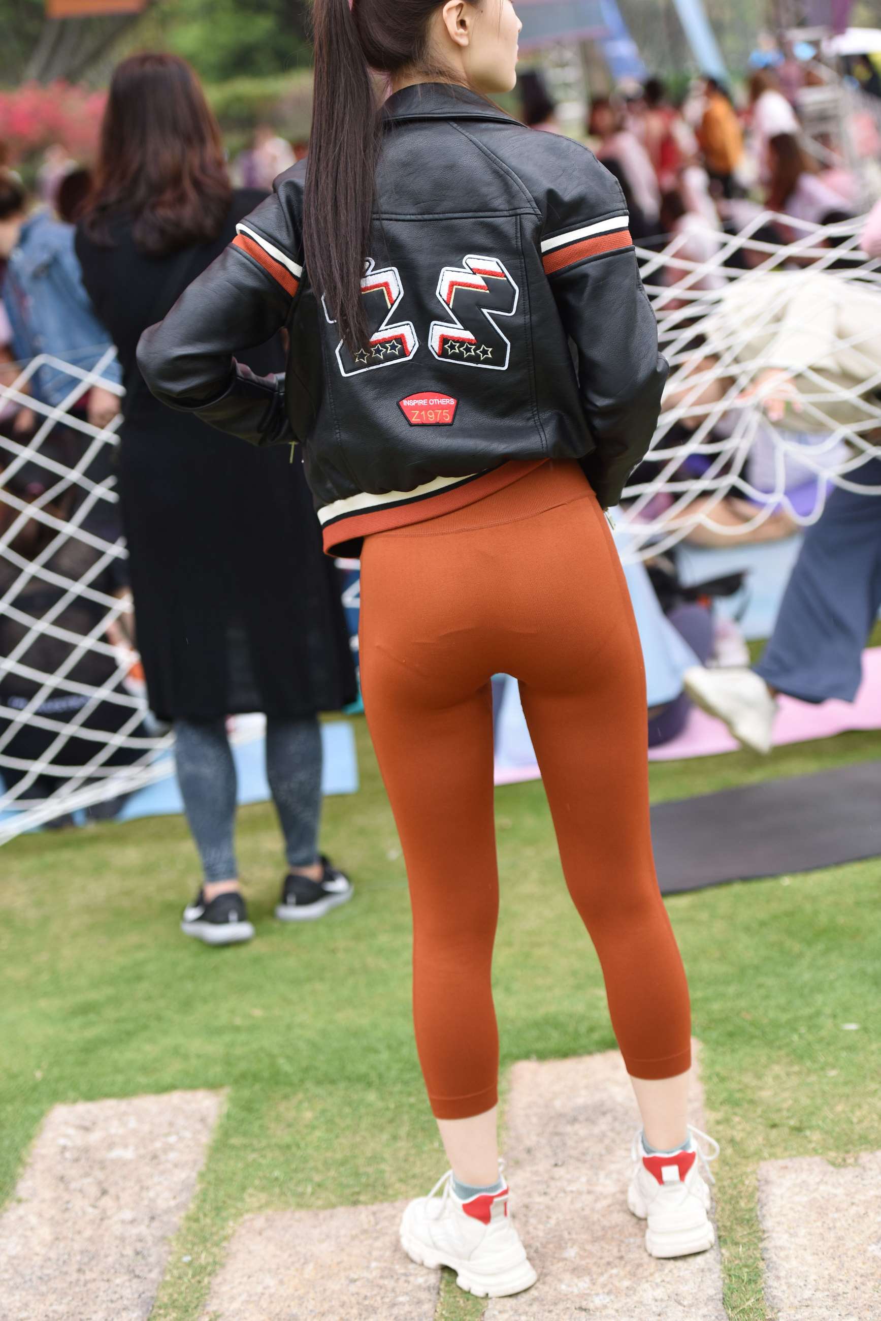 118294sgtvrchquww.jpg