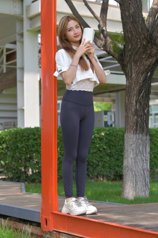 1152730zf3pbgy2rm.jpg