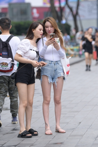116675d5jf5clao2i.jpg