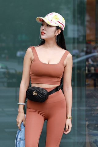 114530jw54kp5g52w.jpg