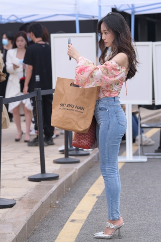 116912kiicgfuiu2t.jpg