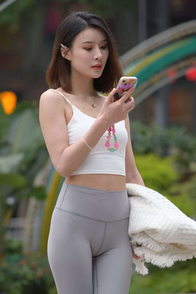 hwp4mvx25v5.jpg