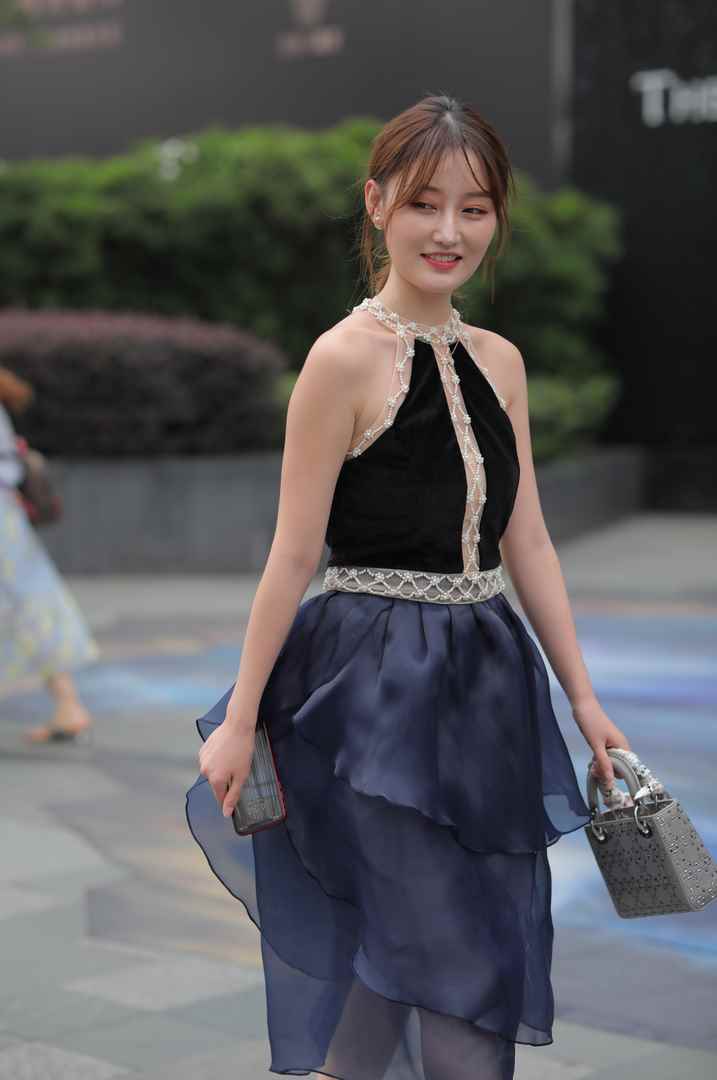8277-mlqfkqscx43.jpg
