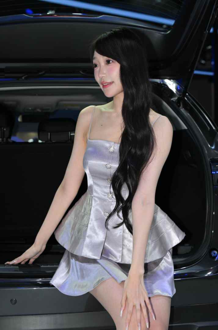 8230-3l5q4eky2fr.jpg