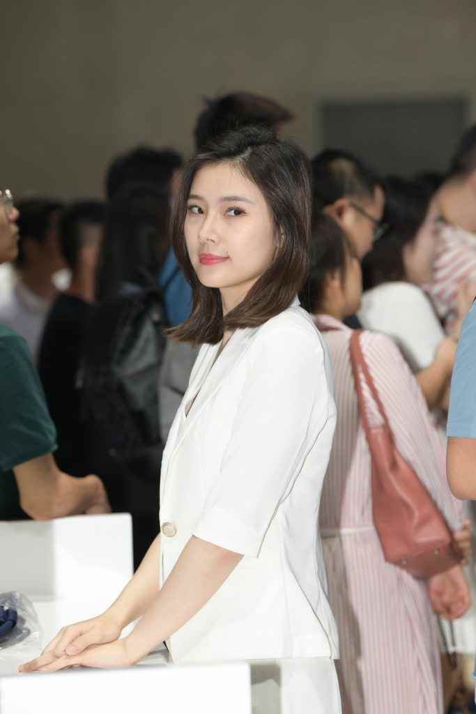 4440-313wbmaw0m1.jpg