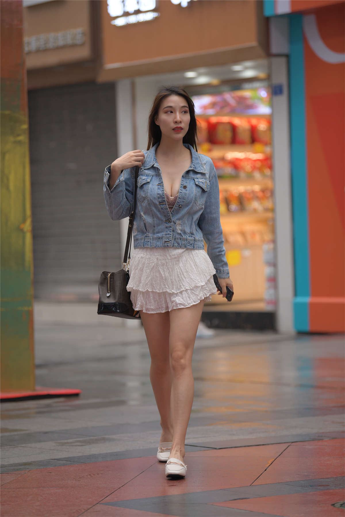 72028-la24meqri25.jpg