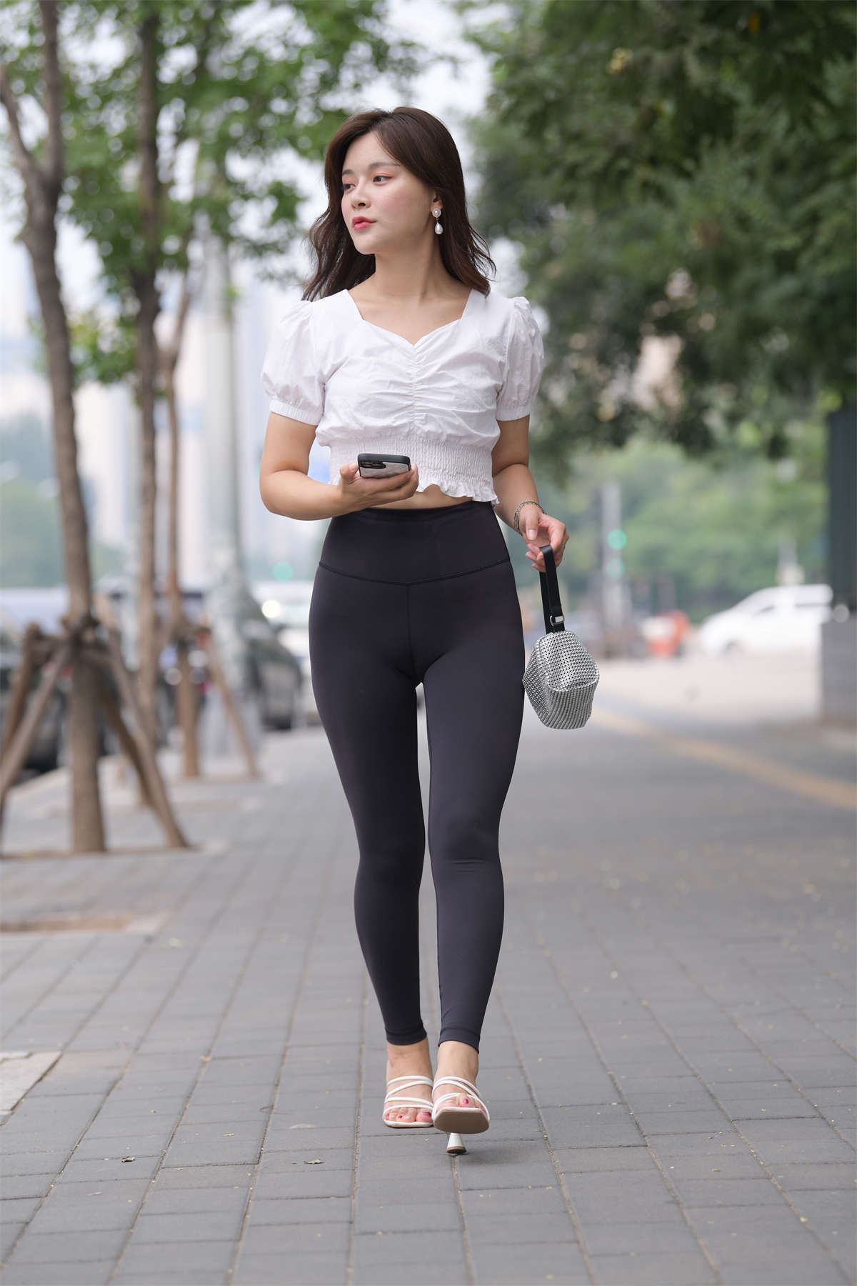 72963-5ceeoclqmxy.jpg