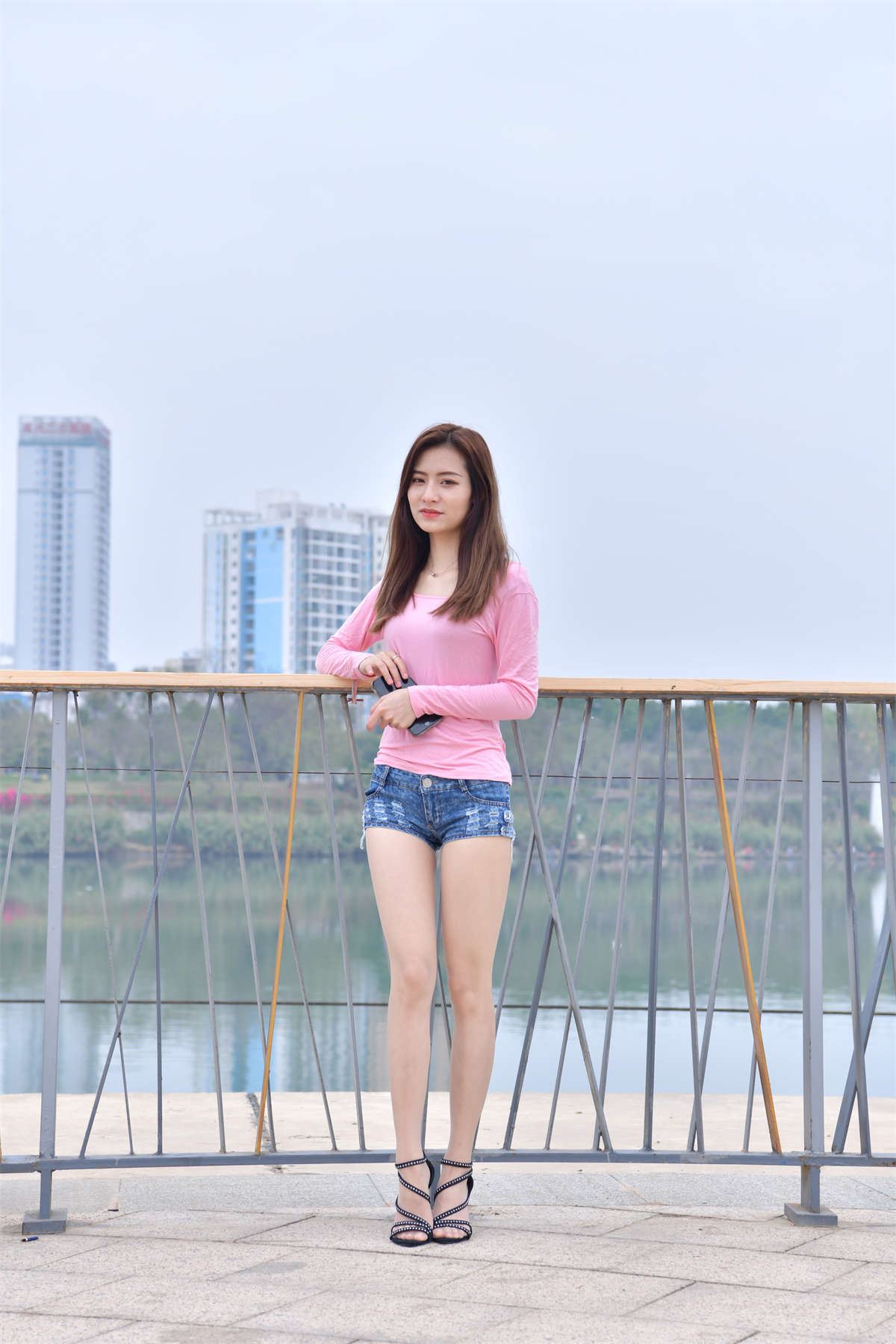 69937-mbf2yyd3z10.jpg