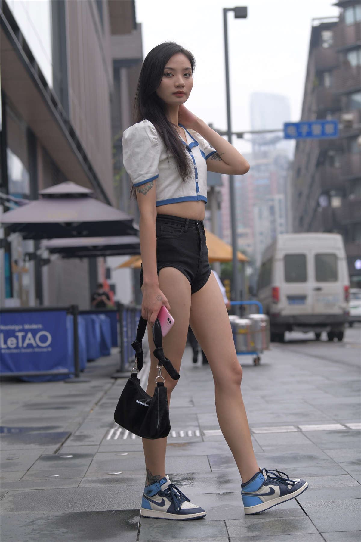 73965-xwtblmrfm5l.jpg