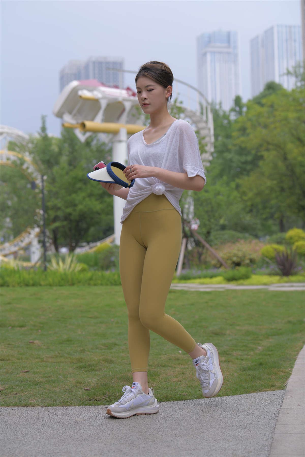 73908-bot5d3epli1.jpg