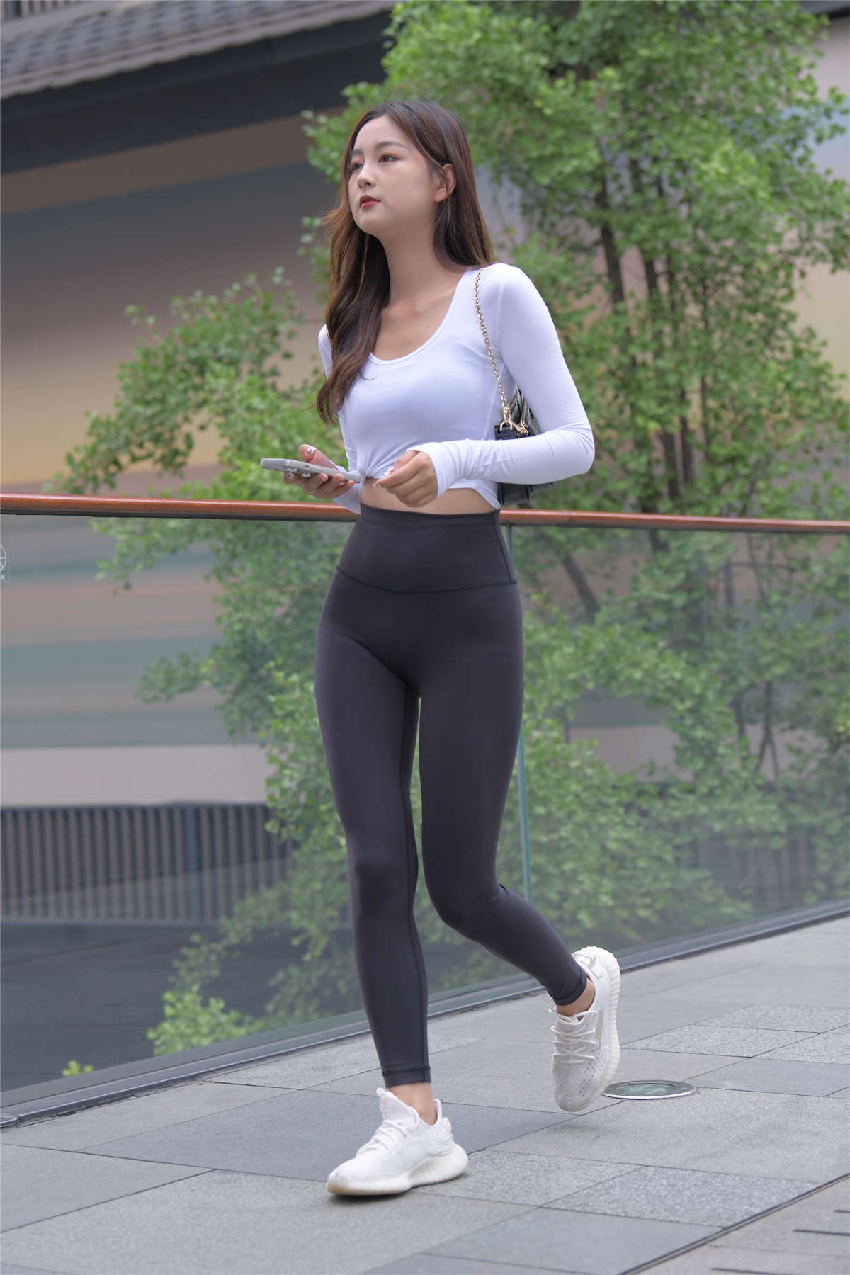 109108-jlhiwtotl0h.jpg