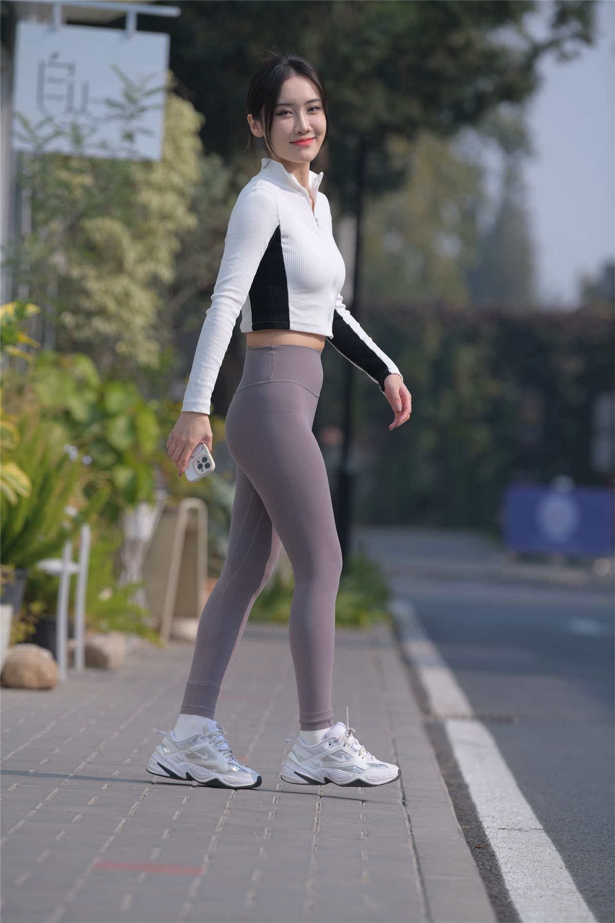 109740-nwf4pxqj4fv.jpg