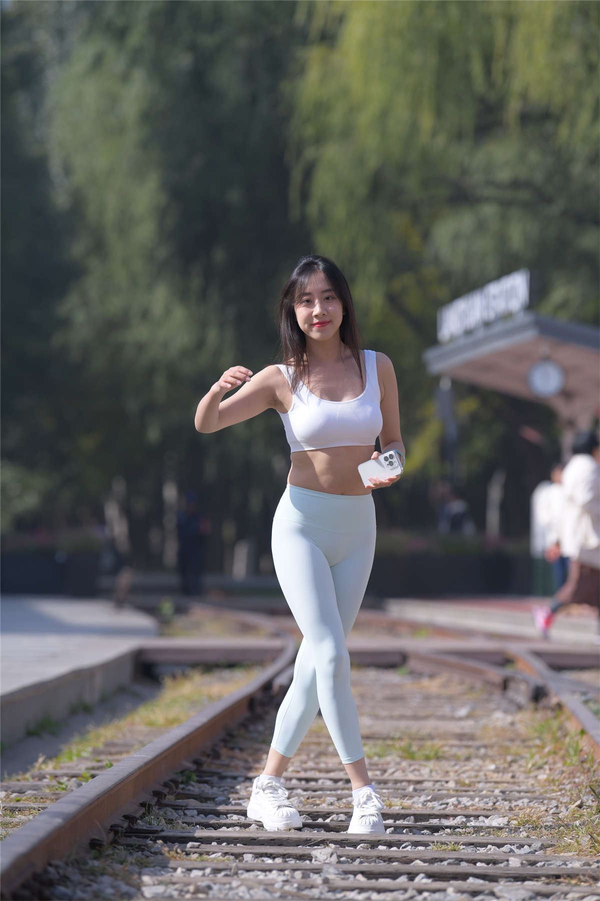114310-zf0kepmd0uu.jpg