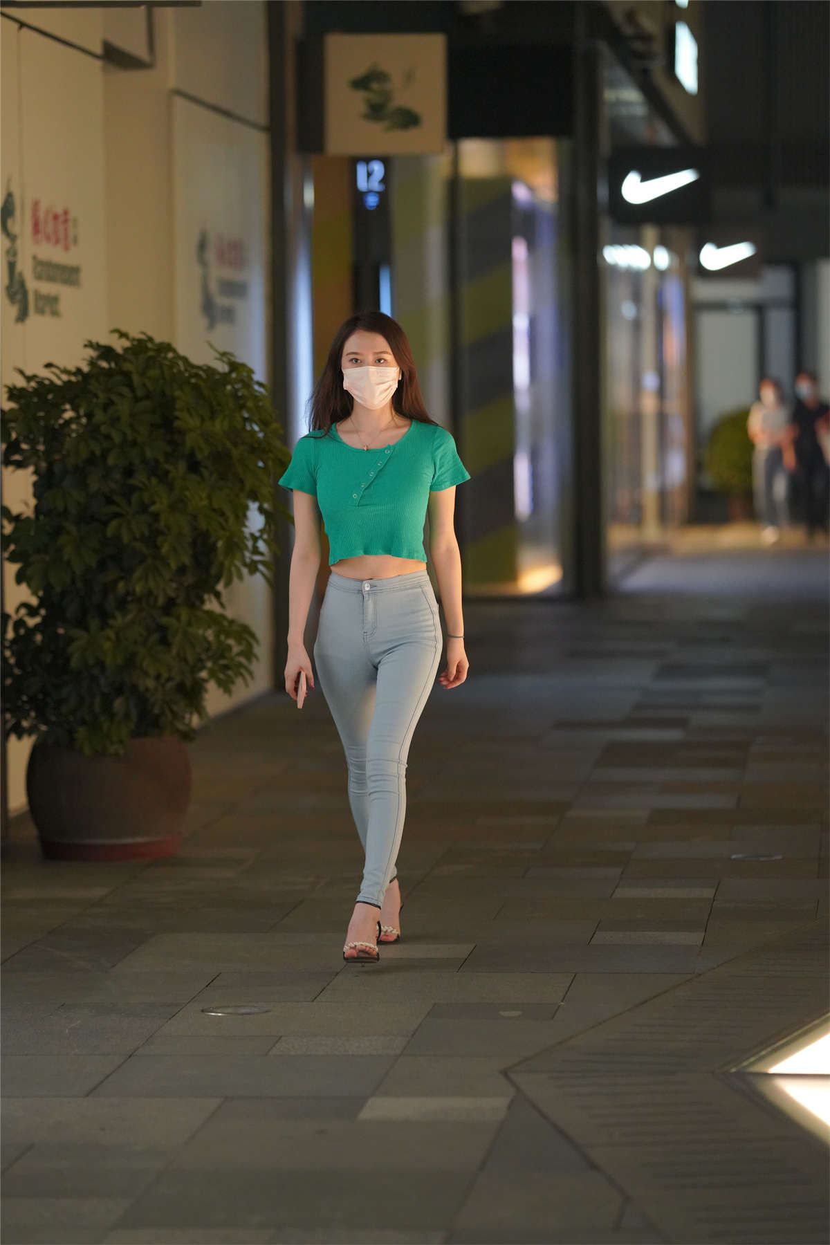 107504-vq25etyxb53.jpg