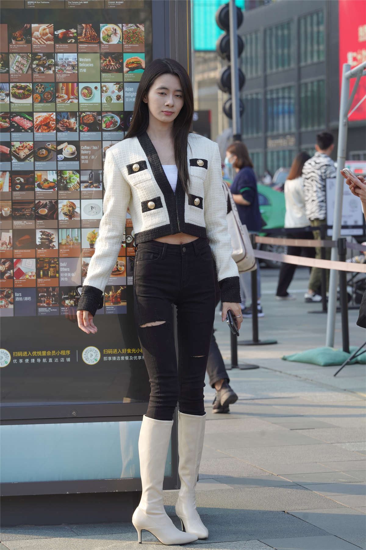 107865-5qibritolsl.jpg