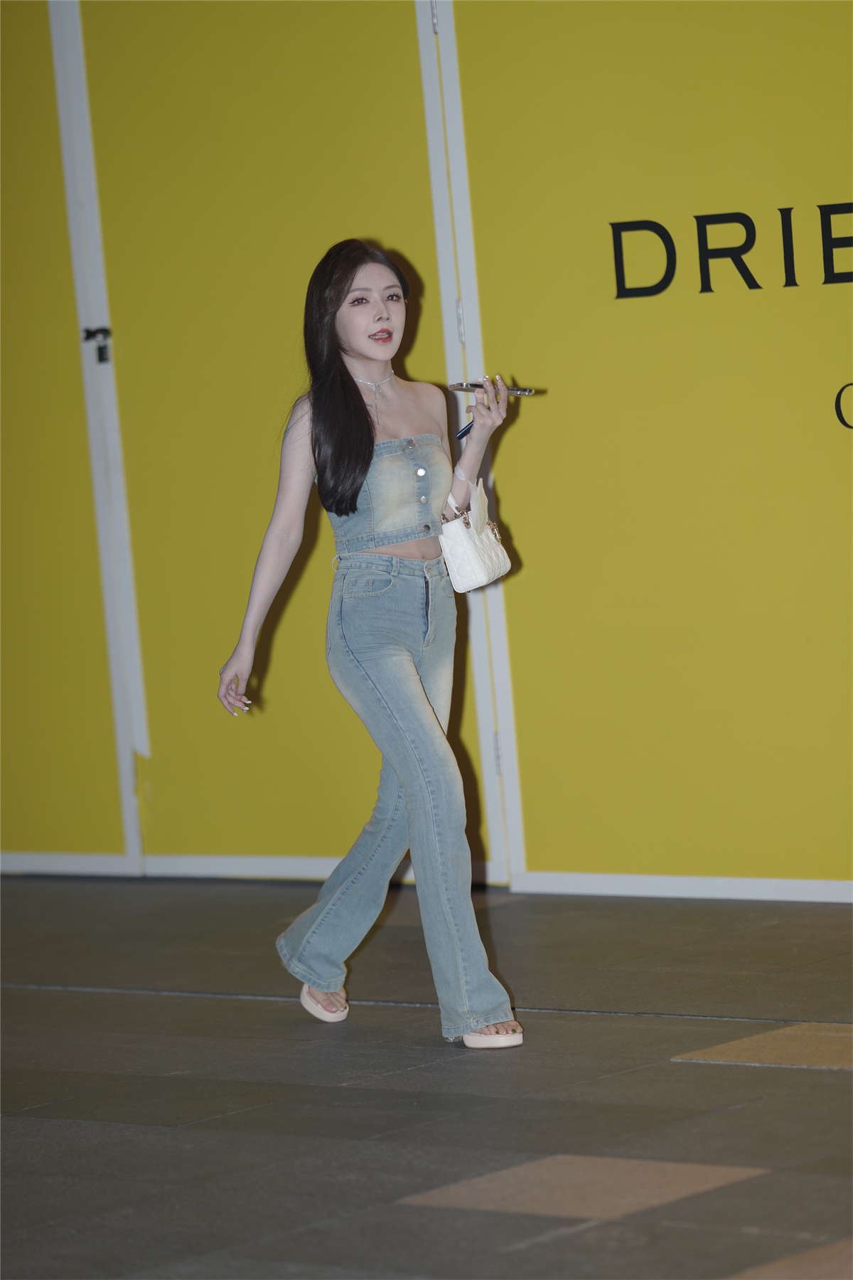 107852-jm1xqi2u1u1.jpg