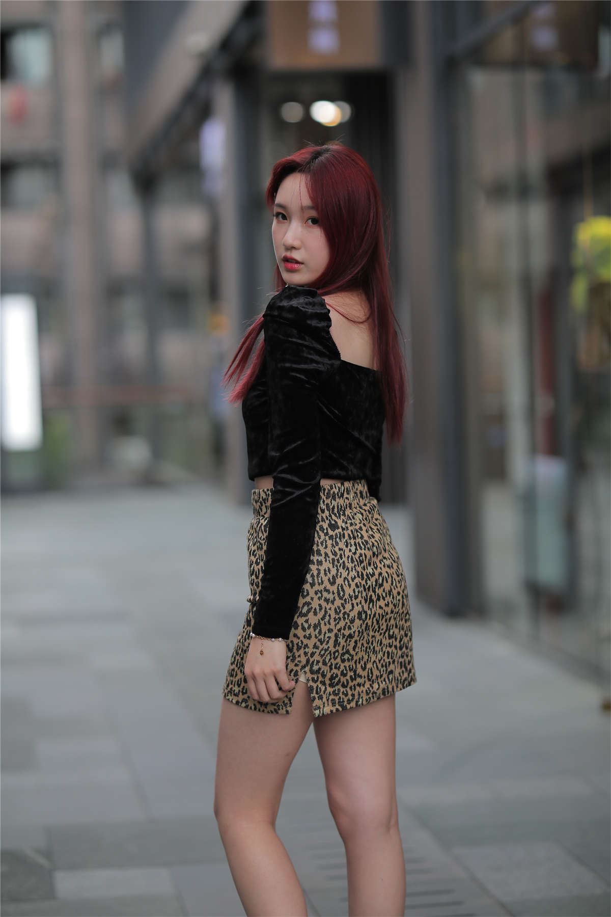 107430-2xctsows4pf.jpg