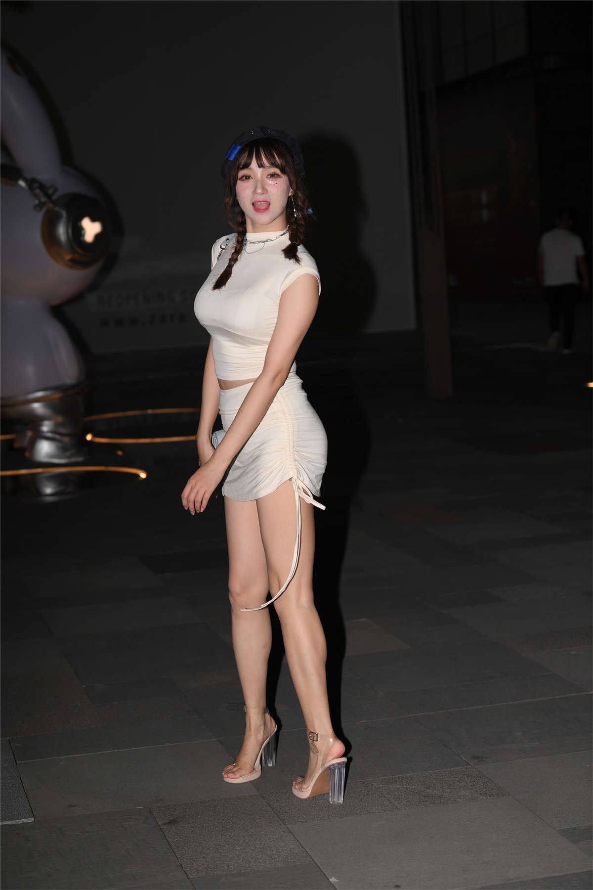 107433-2jfb3z5euxn.jpg