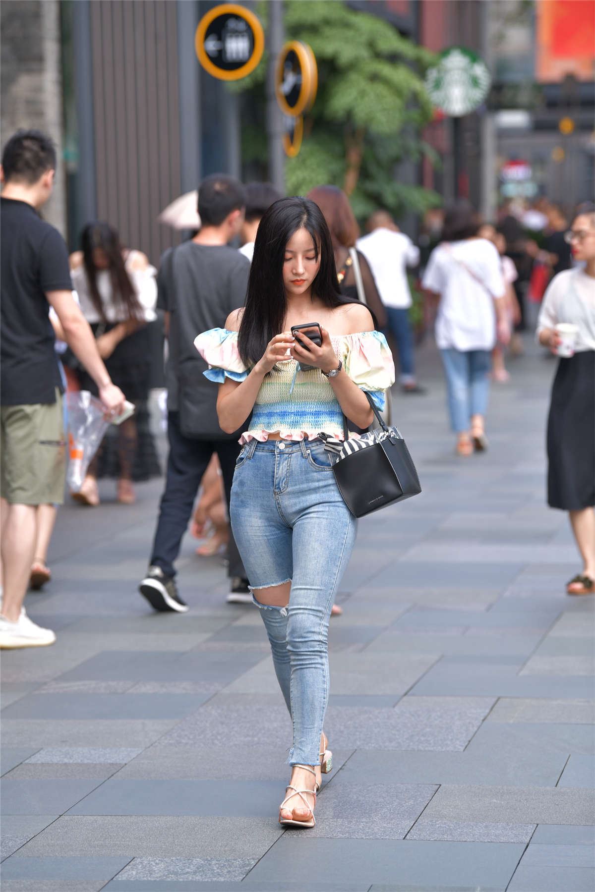 107937-iyrm0xscroc.jpg
