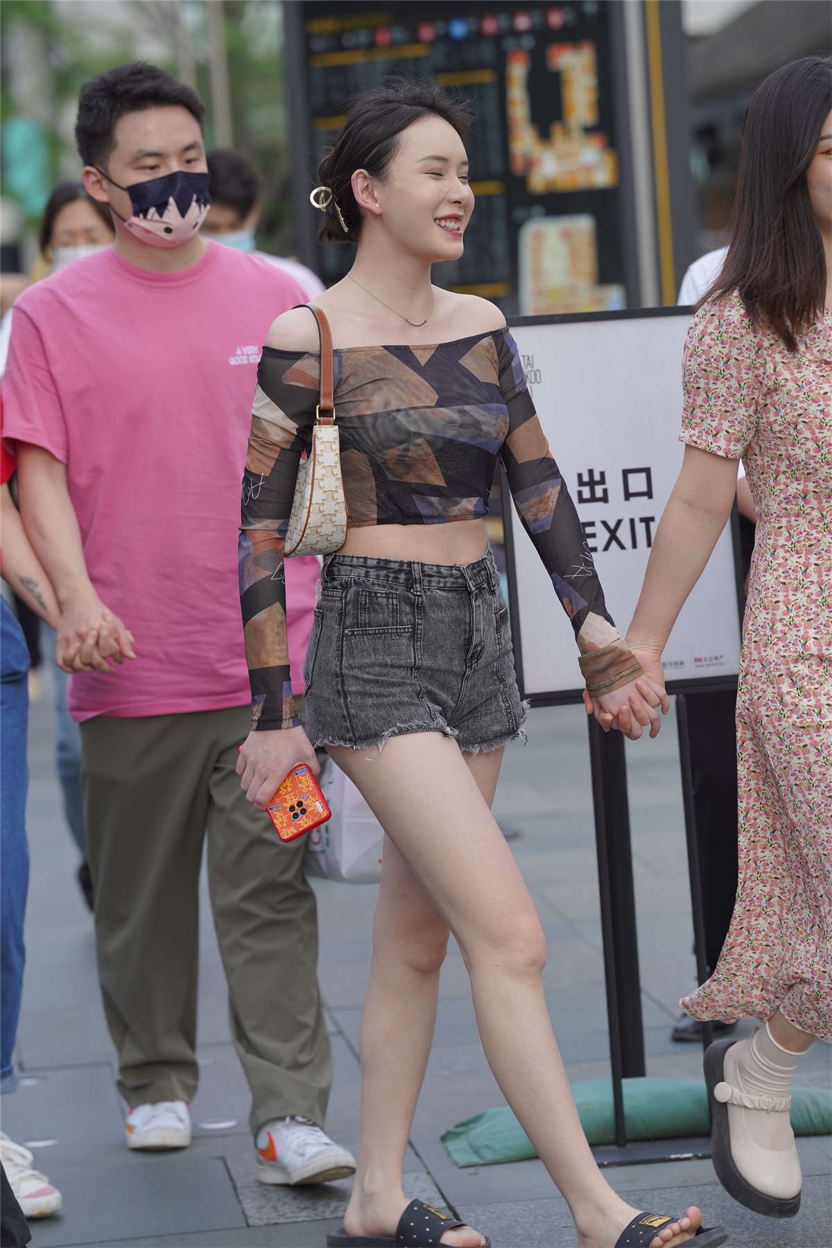107982-5efocgvy2y4.jpg