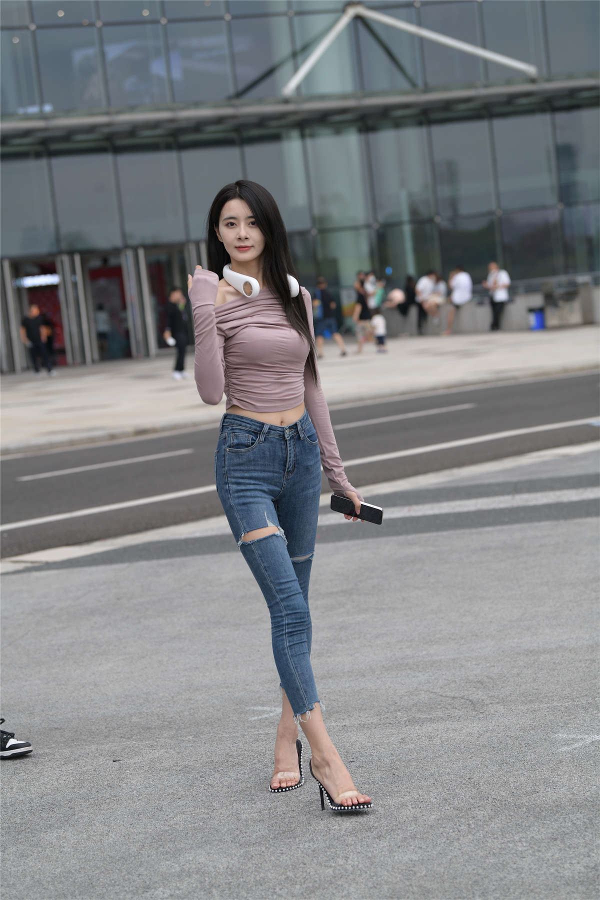 107178-mbzmm33i4cg.jpg