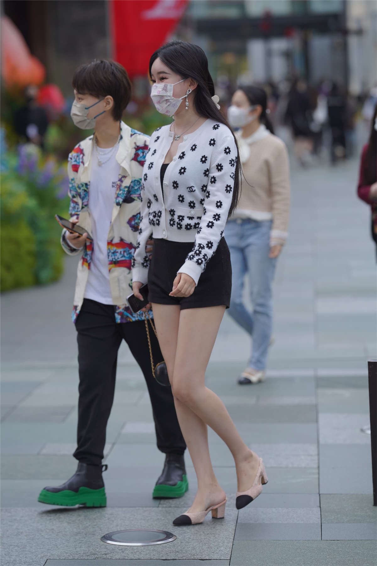 107211-yne2u1414ab.jpg