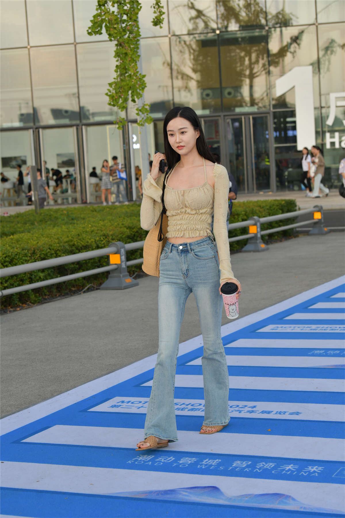 108672-w14jcd3cina.jpg