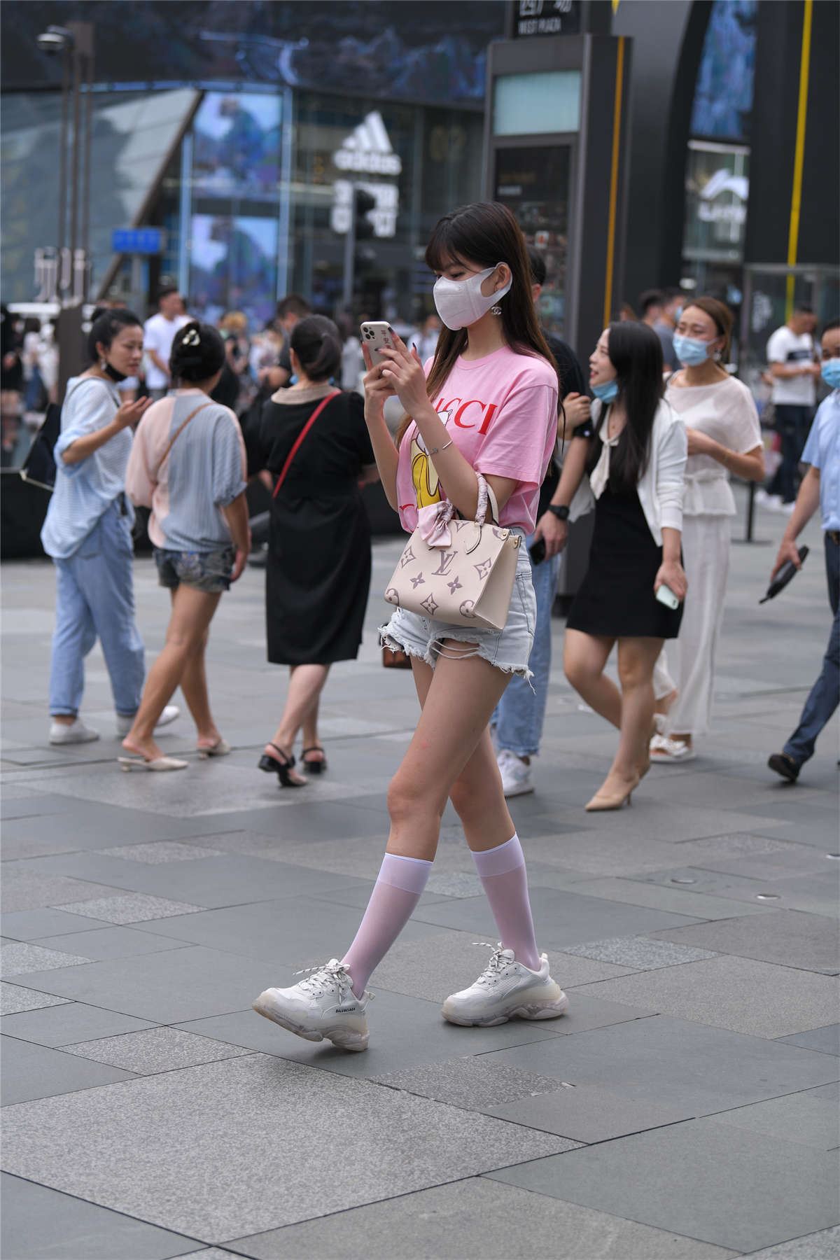 105750-1eshob14awg.jpg