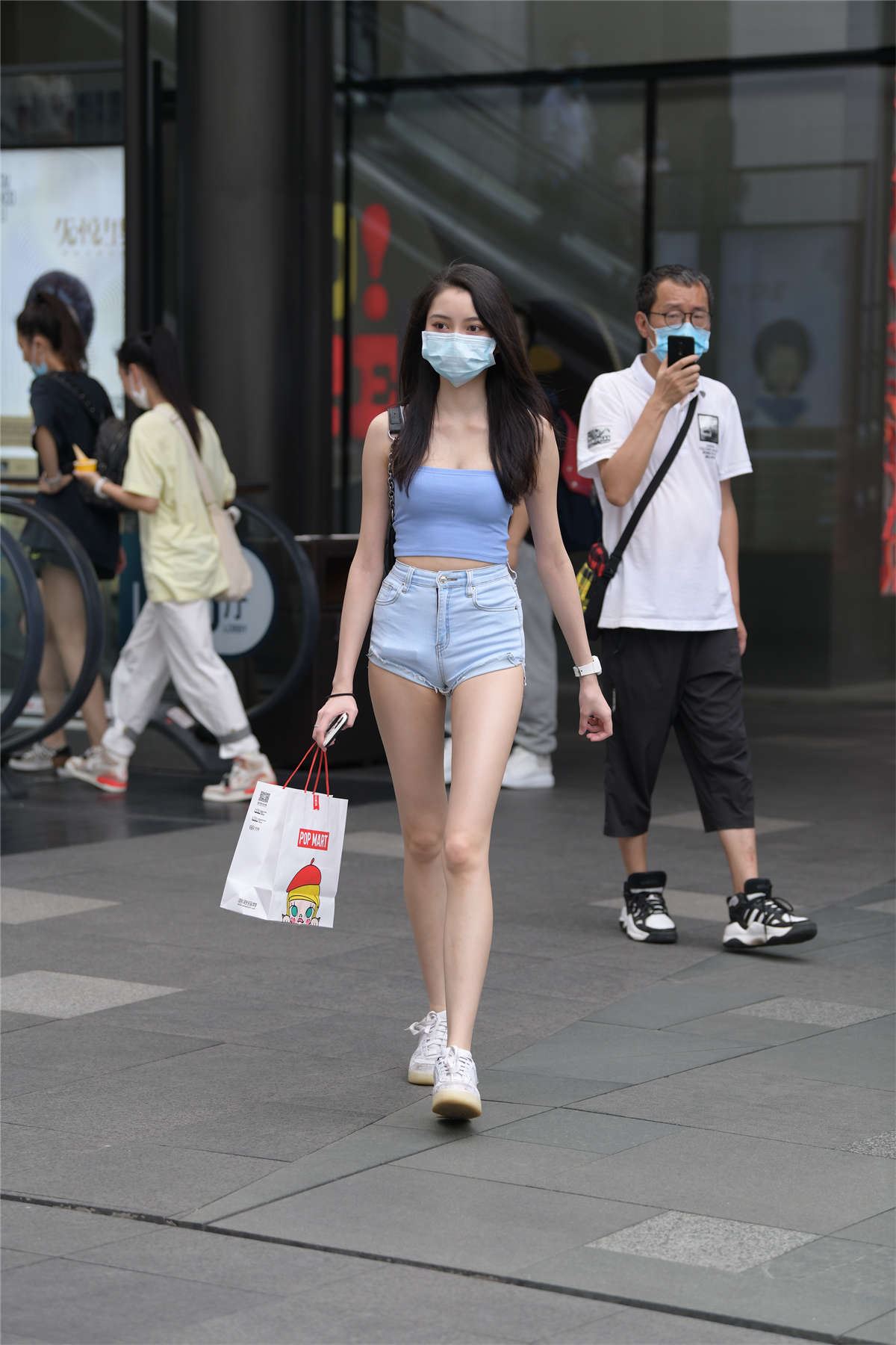 105749-kr3x2gezc0l.jpg