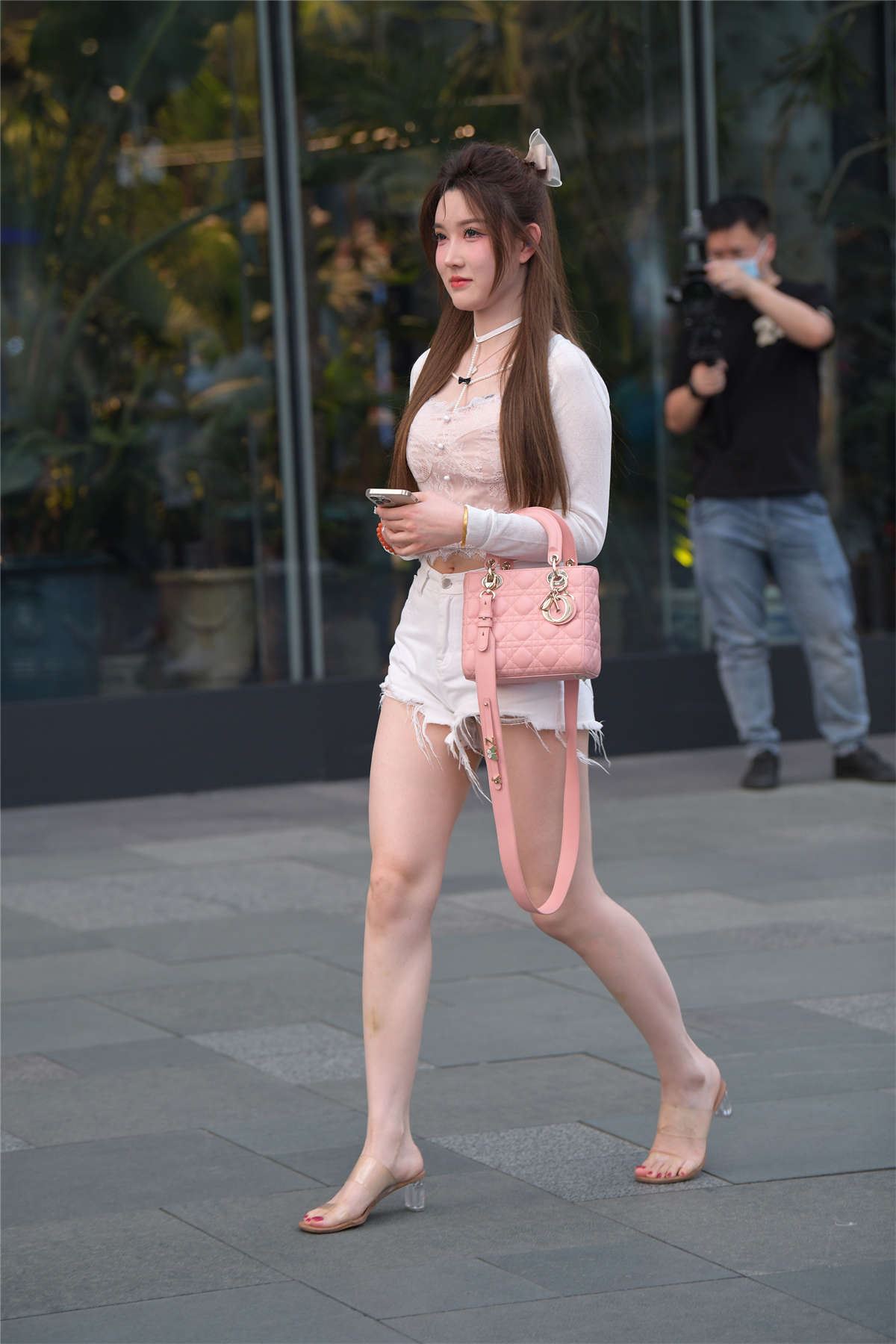 105647-nkar213xqyw.jpg