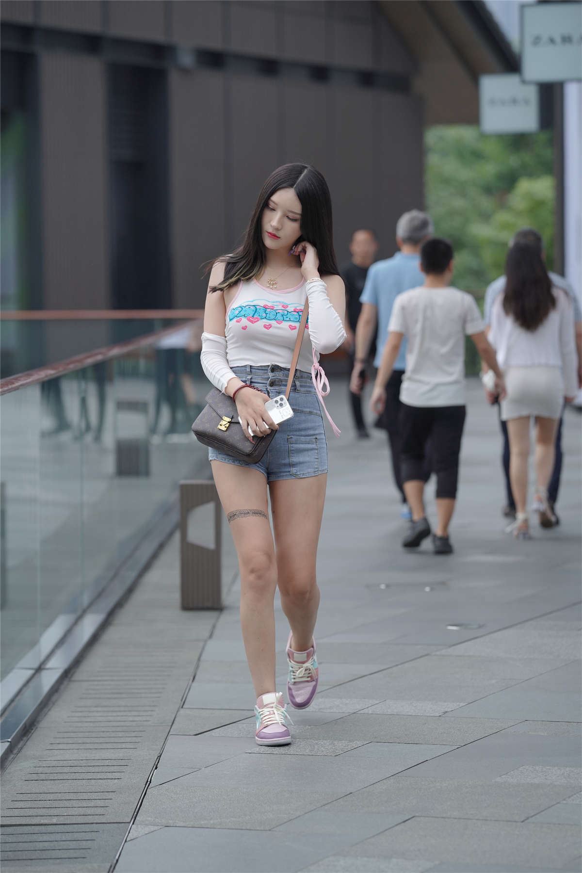 105606-pgmxuzwj4sm.jpg