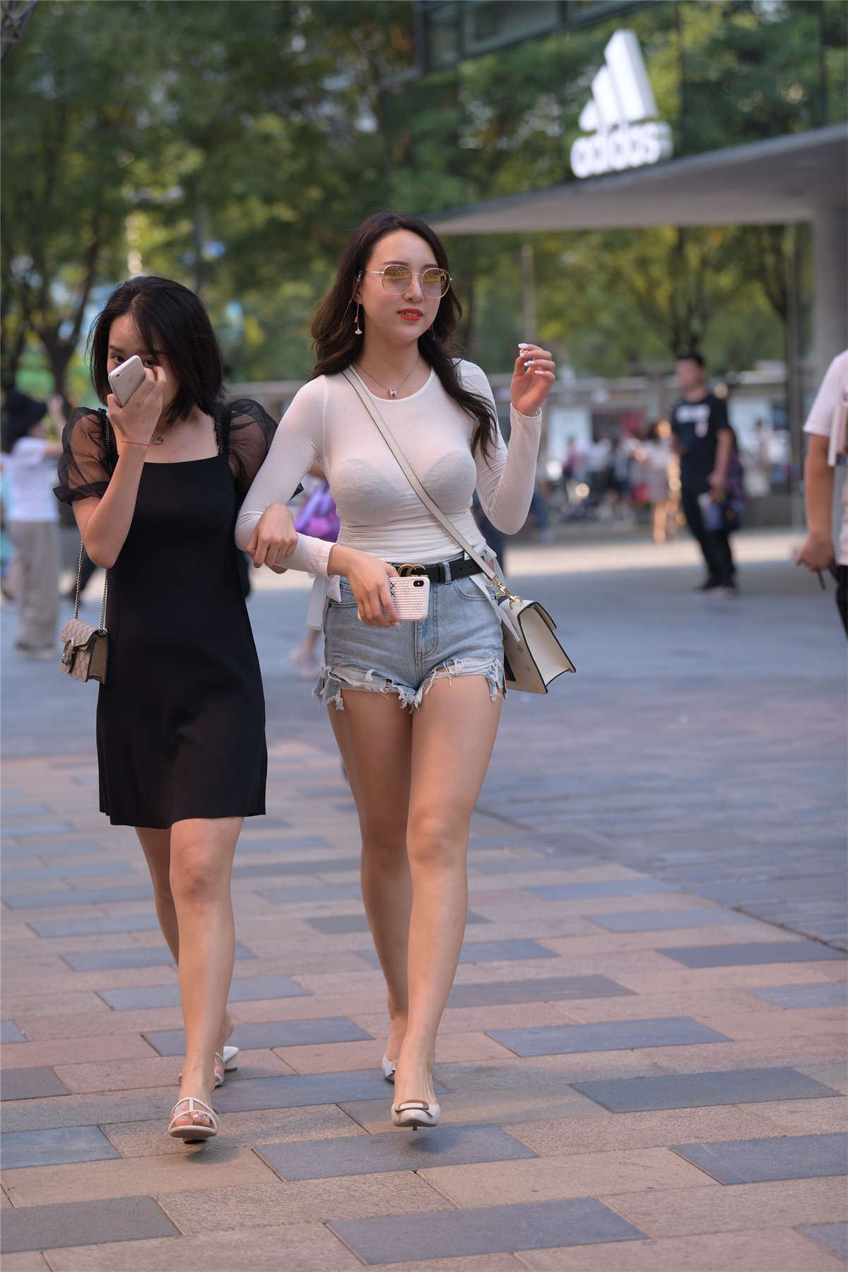 105614-v02u4jtell5.jpg