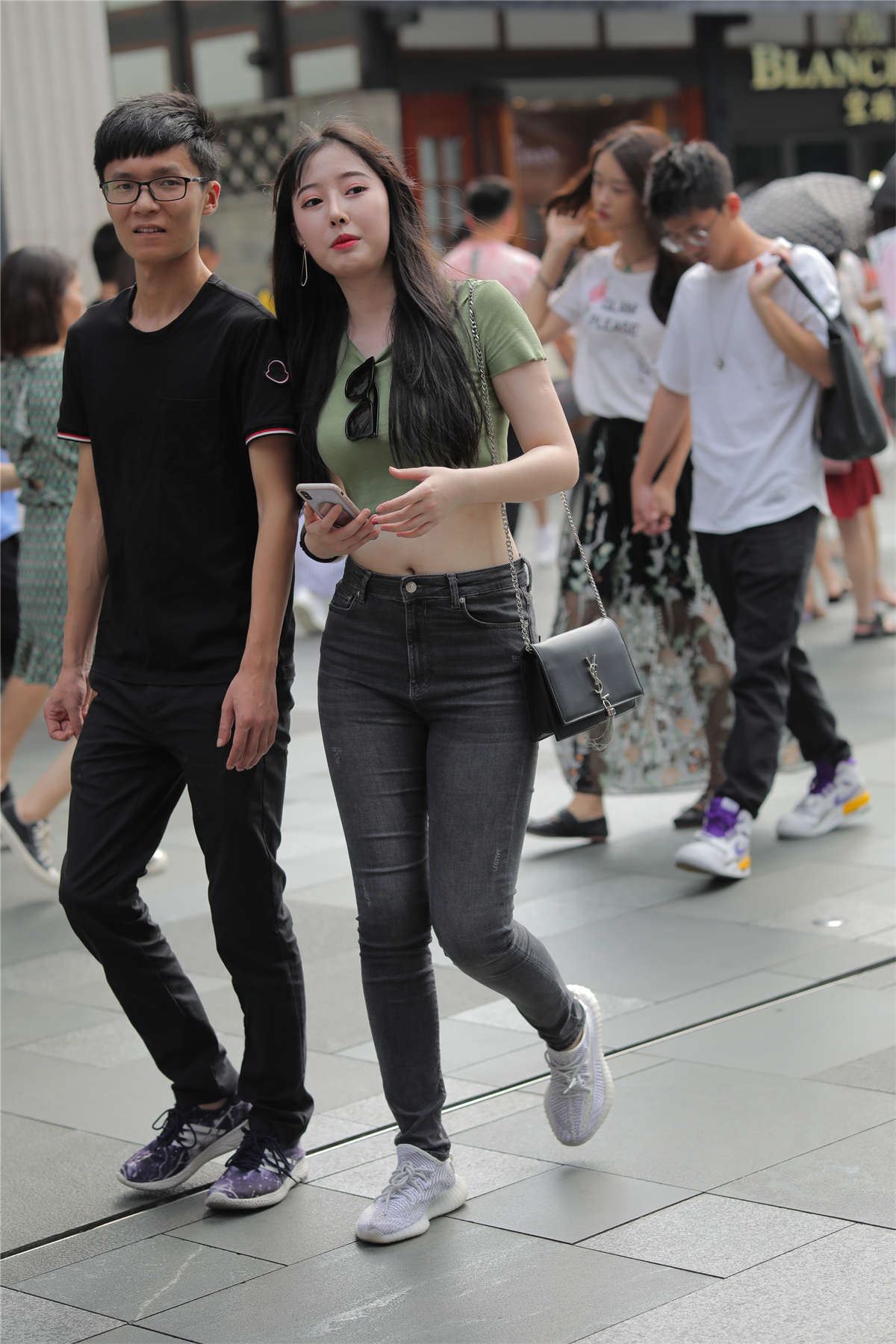 105634-xnxzk5rmb5y.jpg