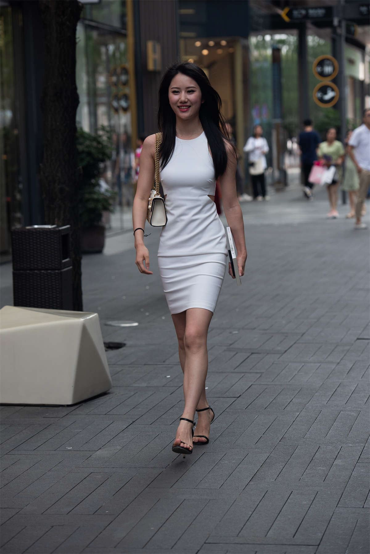 105494-1h45pc101h5.jpg