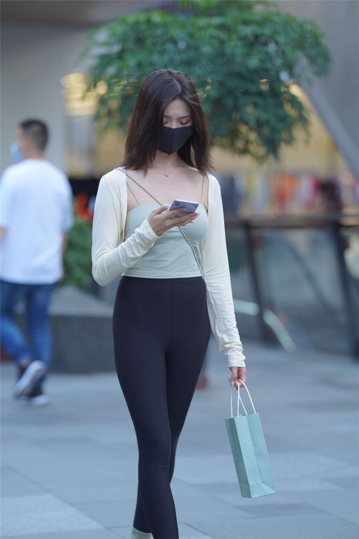 105478-0mkg4ah42dv.jpg