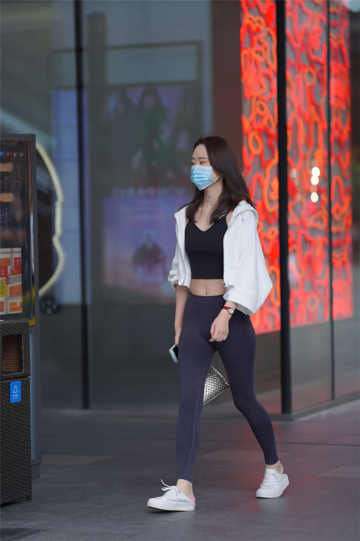 105424-0ck5g5vqlt5.jpg