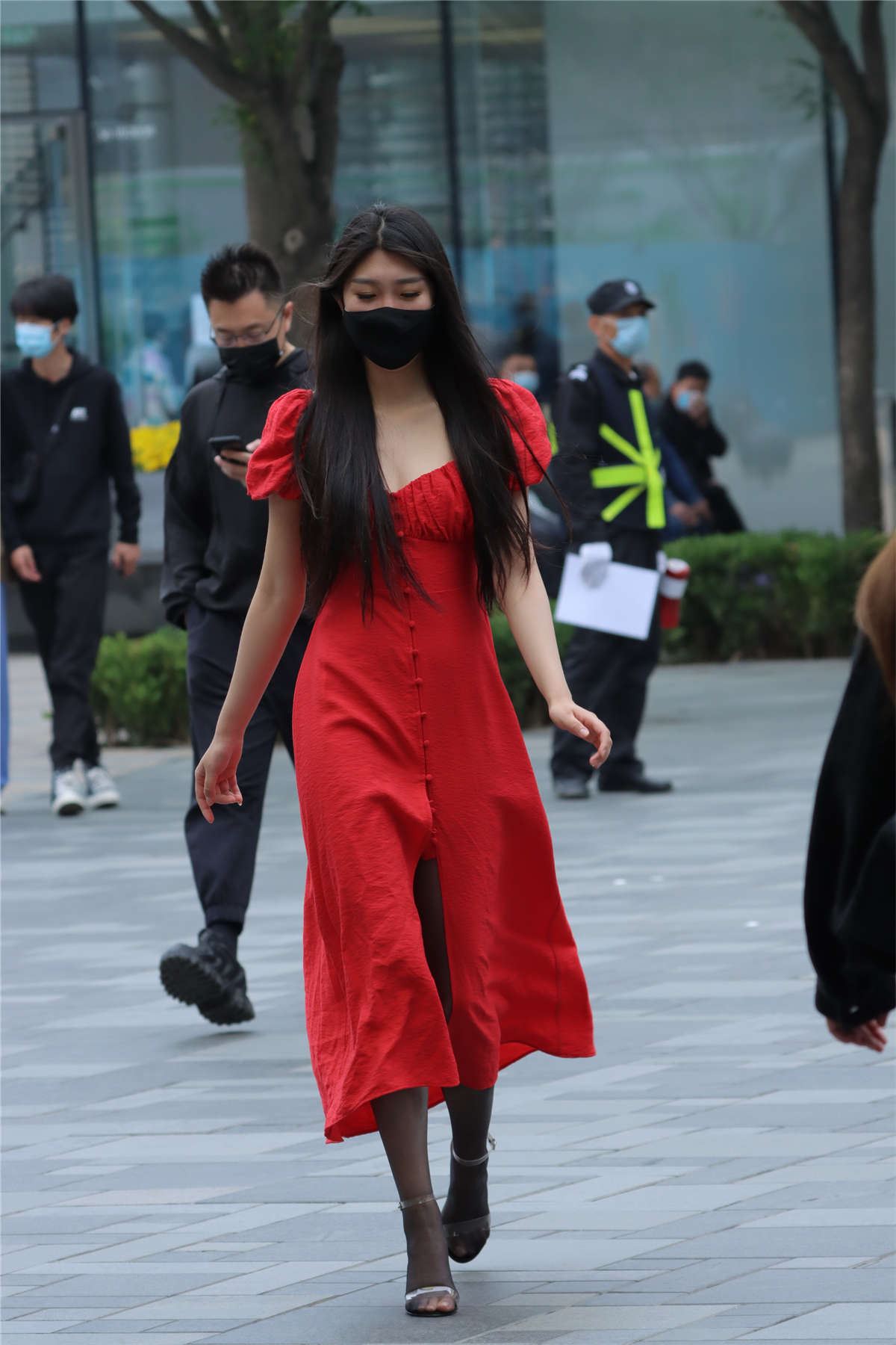 98829-yi14rbgdgay.jpg
