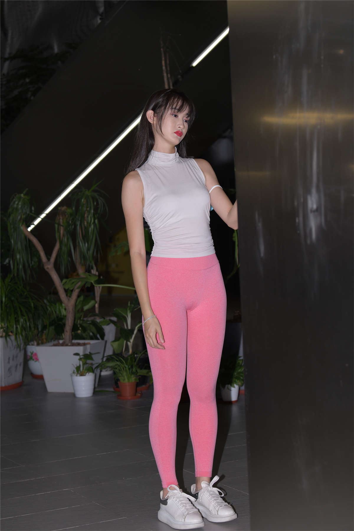 114602-lnmxvizf0ye.jpg